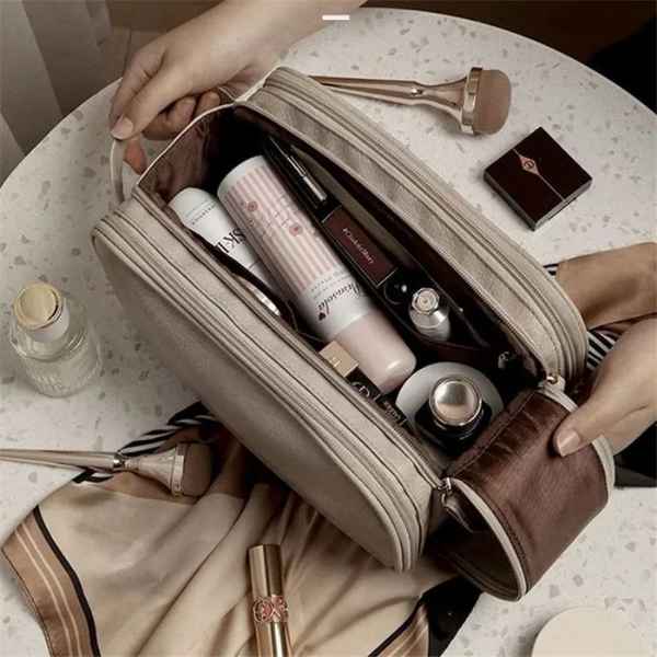 Necessaire Essential Bag